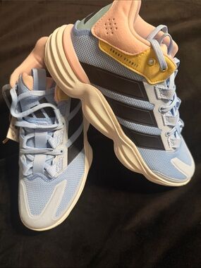 adidas Light Blue Sneakers with Navy Stripes & Pale Yellow Heel